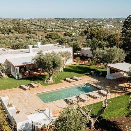 Luxury Villa Borgo Cinera ออสตูนี ภายนอก รูปภาพ