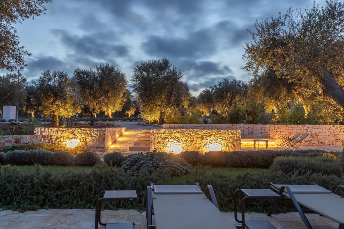 Luxury Villa Borgo Cinera ออสตูนี ภายนอก รูปภาพ