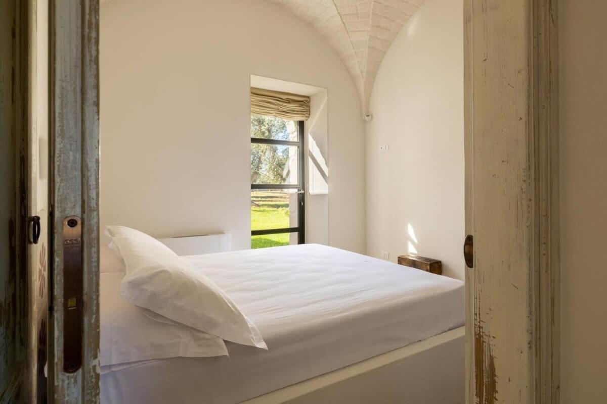 Luxury Villa Borgo Cinera ออสตูนี ภายนอก รูปภาพ