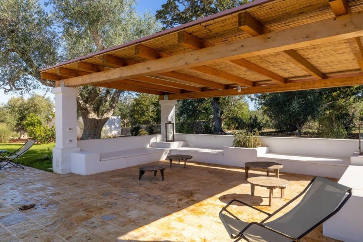 Luxury Villa Borgo Cinera ออสตูนี ภายนอก รูปภาพ
