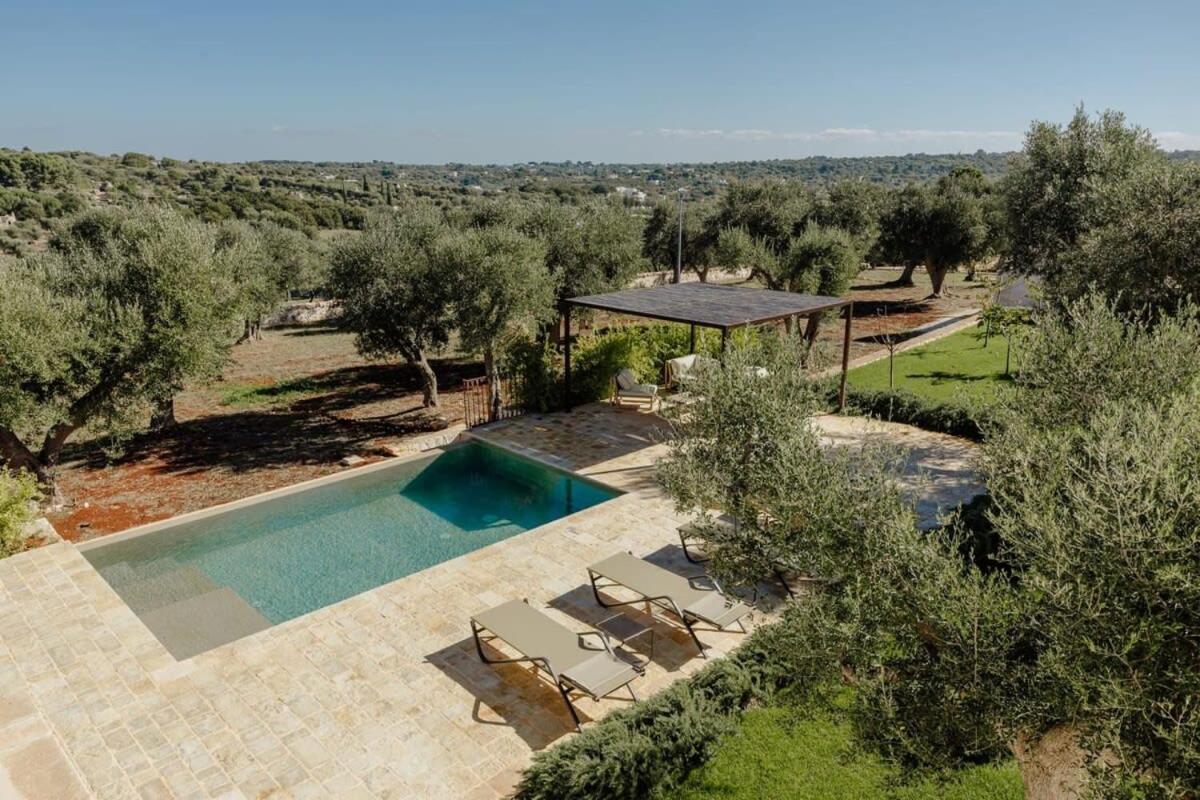 Luxury Villa Borgo Cinera ออสตูนี ภายนอก รูปภาพ